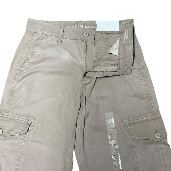 American Eagle Dreamy Drape Baggy Wide Leg Cargo Pants Mid Rise Khaki 2 - Picture 3 of 5